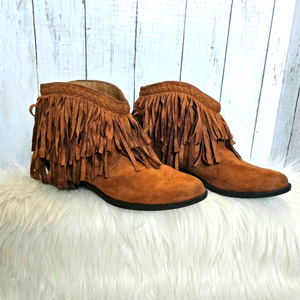 Fringed Tan Ankle Boots